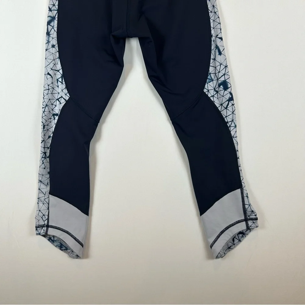 Lululemon‎ Women's Navy Blue Retreat 7/8 Pant Leggings